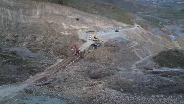 Heyelan nedeniyle 6 gündür kapalıydı, kontrollü olarak ulaşıma açıldı