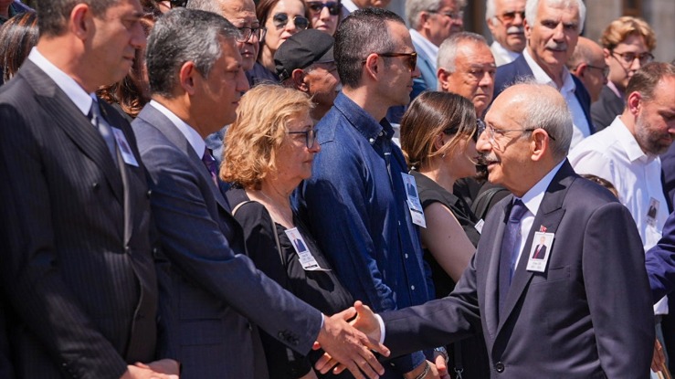 Kılıçdaroğlu ile Özel ilk kez karşı karşıya geldi