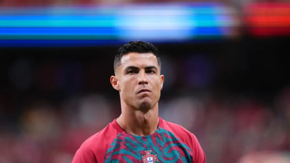 Ronaldo, konu Messi'ye gelince muhabiri susturdu. 