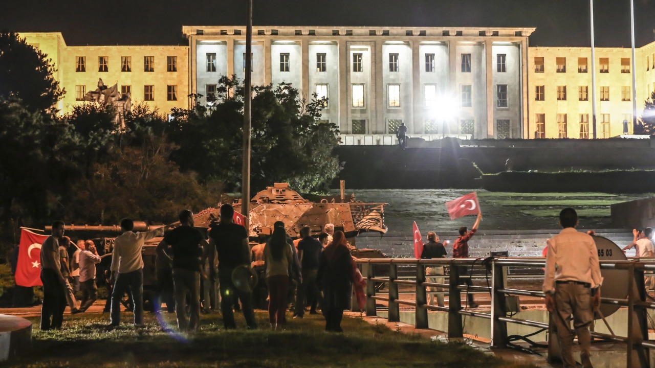 Siyasilerden 15 Temmuz mesajları. "Tarihi bir dönüm noktası"