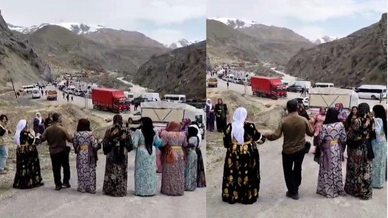 Heyelan yolu kapatınca halay çektiler
