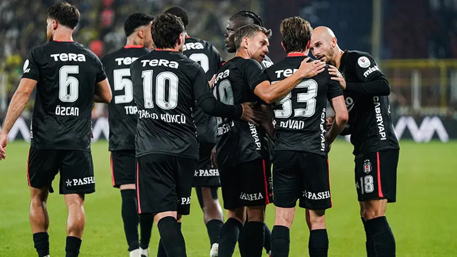 Süper Lig heyecanı. Beşiktaş-Erzurumspor FK maçı