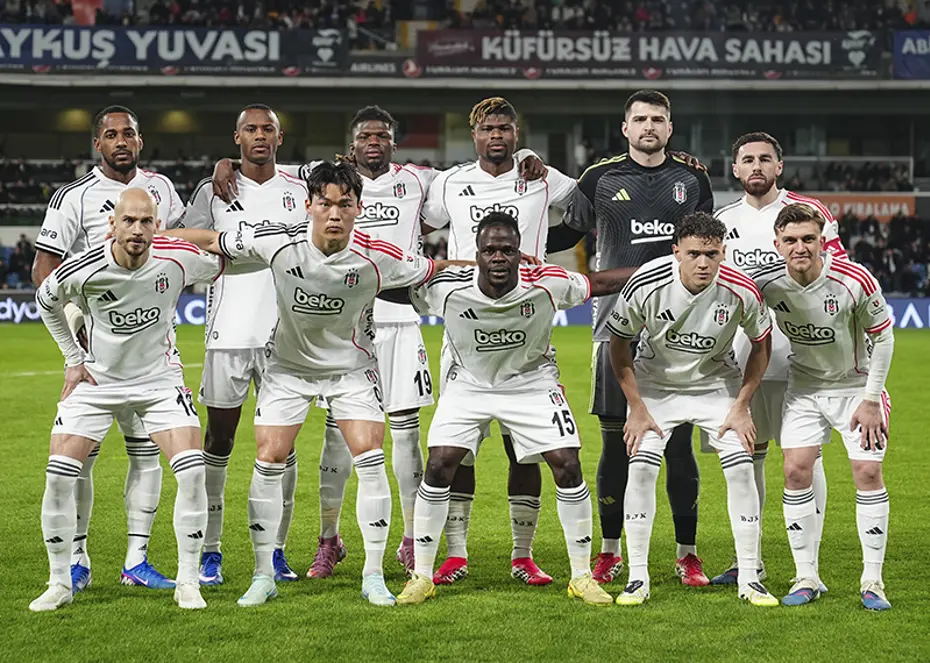 Beşiktaş'ta sakatlık şoku! 1 ay sahalardan uzak kalacak, Galatasaray derbisini kaçıracak