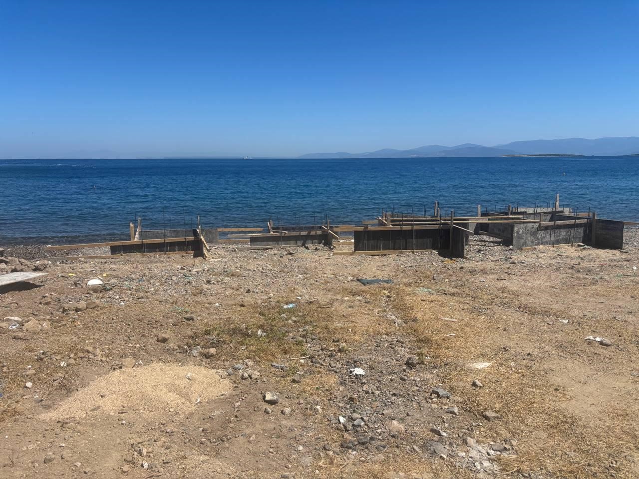 Bodrum sahiline beton döktüler. Mahalleli çılgına döndü, ekipler harekete geçti