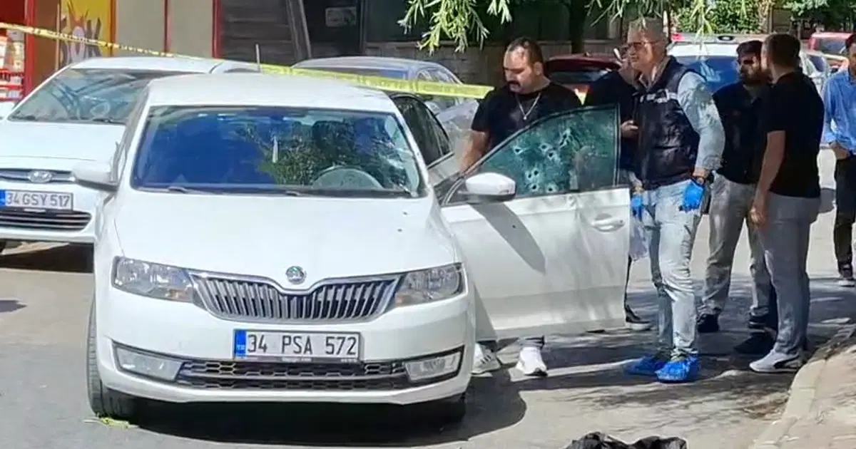 Çekmeköy'de otomobile silahlı saldırı. 1 ölü