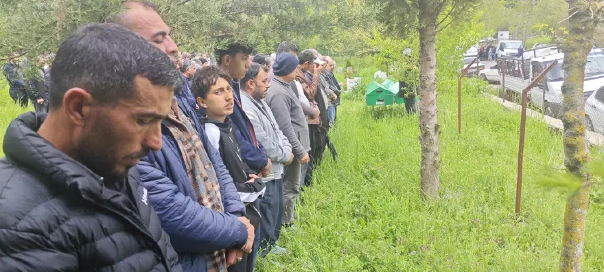Oğlunun ölümüne sinir krizi geçiren babadan acı haber 3