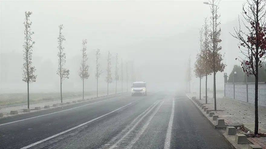 Tekirdağ'da yoğun sis. Çorlu'da eğitim uçuşları iptal edildi 