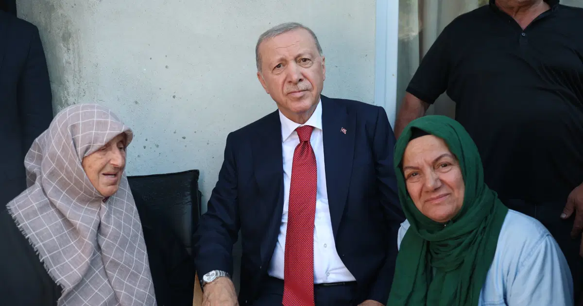 Cumhurbaşkanı Erdoğan'dan komşularına ziyaret