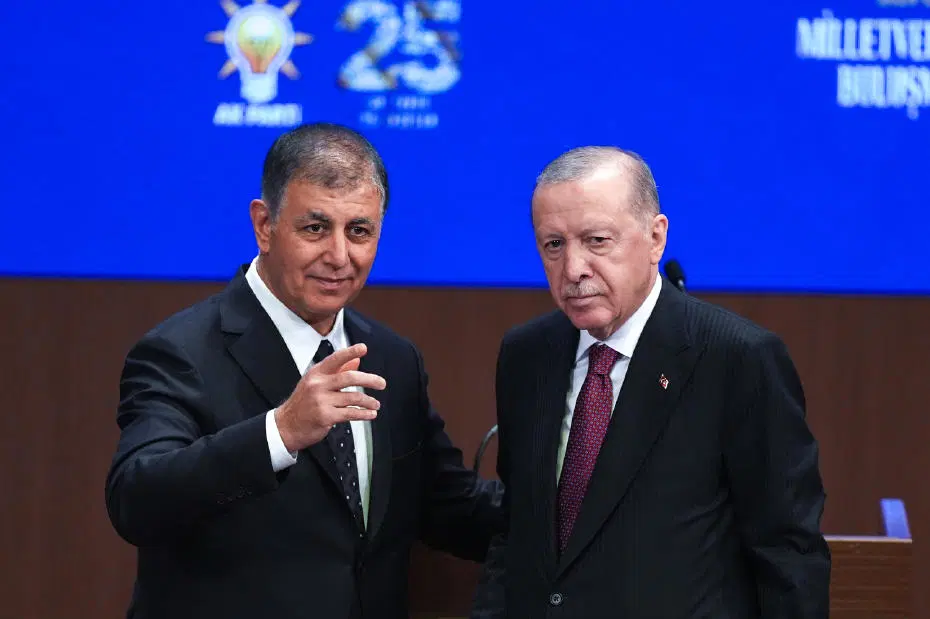 Cemil Tugay AK Parti kararını ilk kez anlattı. 