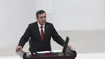 Cumhurbaşkanı Yardımcısı Yılmaz, fon soruşturması konusunda TBMM'yi bilgilendirecek