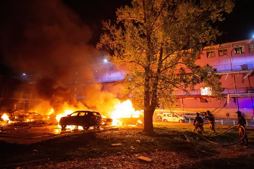Ukrayna İHA'ları Rusya'da rafineri ve limanı vurdu 