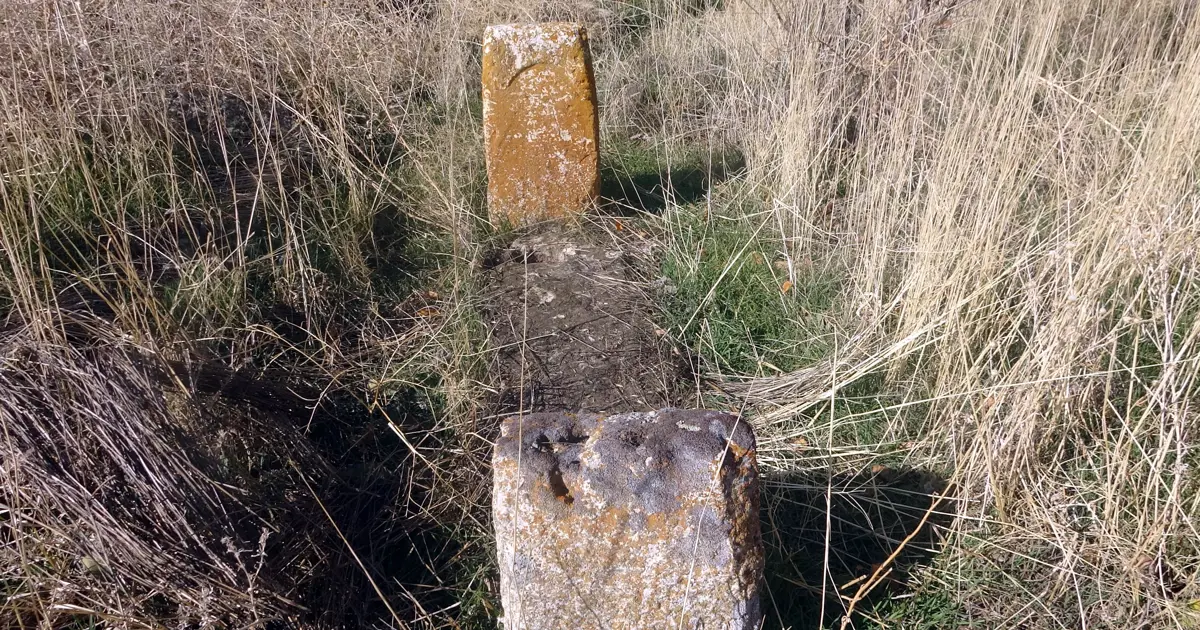 Altın bulmak için kazdılar, insan kemiklerini çıkardılar