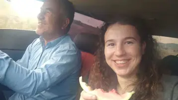 Devrilen traktörün altında kalmıştı yaşam mücadelesini kaybetti