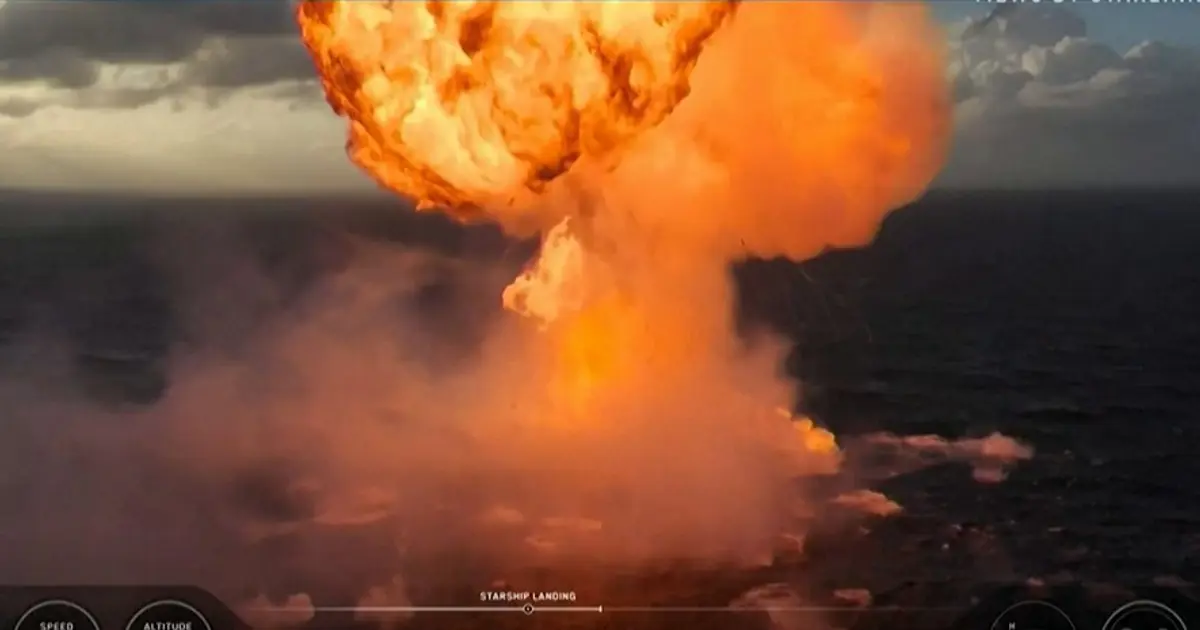 Sınavı geçti: Dev Spacex roketi patladı