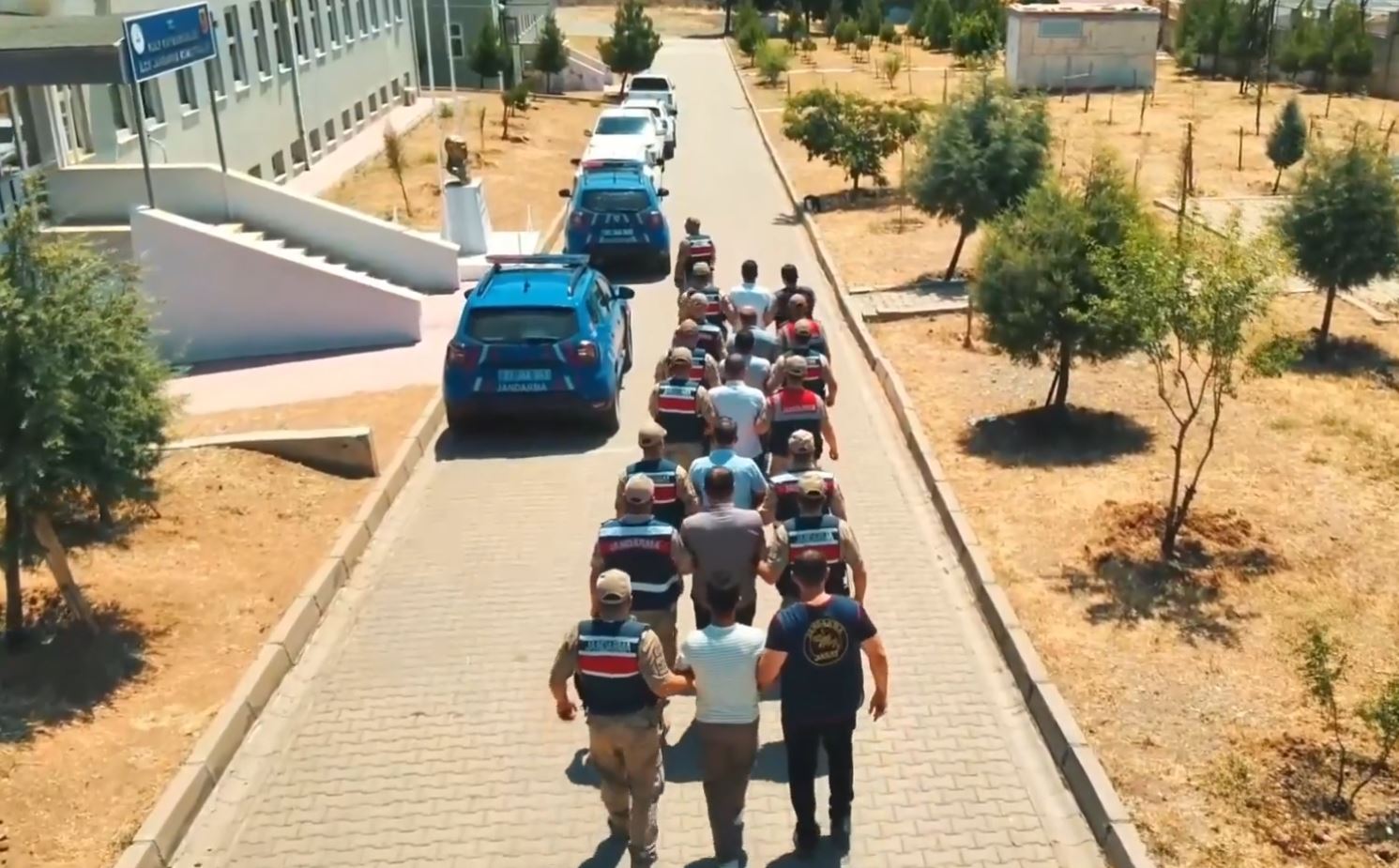 Diyarbakır'da dolandırıcılık operasyonu. 27 gözaltı