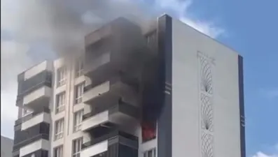 Diyarbakır'da 11 katı binada yangın paniği