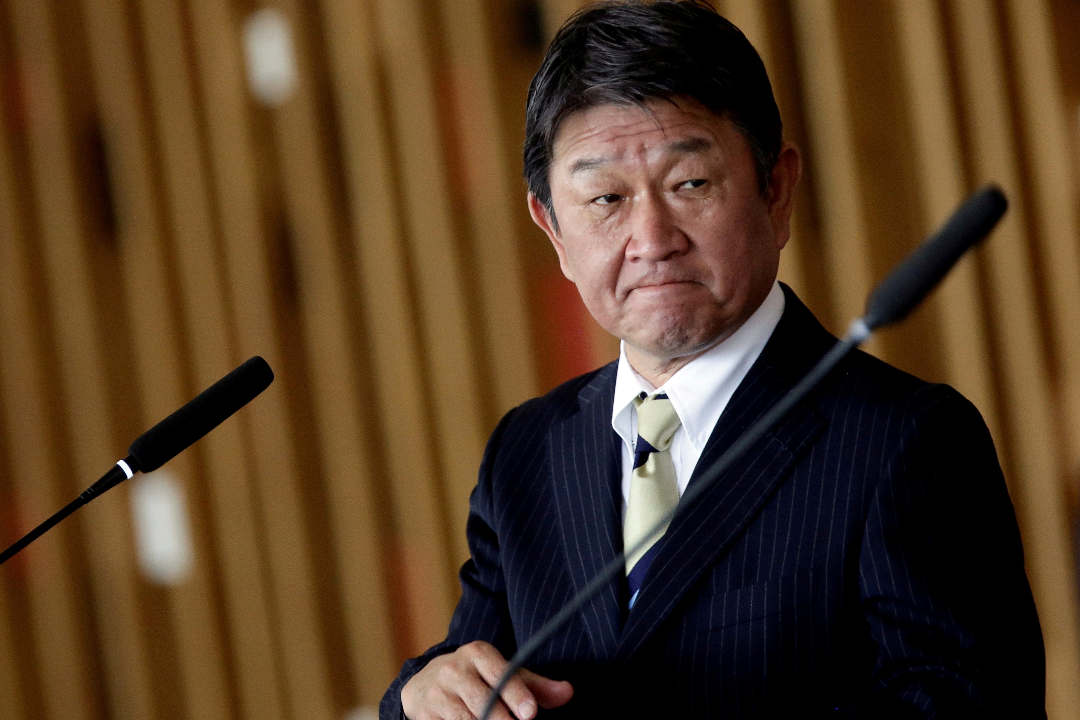 Japonya Dışişleri Bakanı, Türk kahvesini öve öve bitiremedi. Fincanı çevirip fal da baktı haber görseli