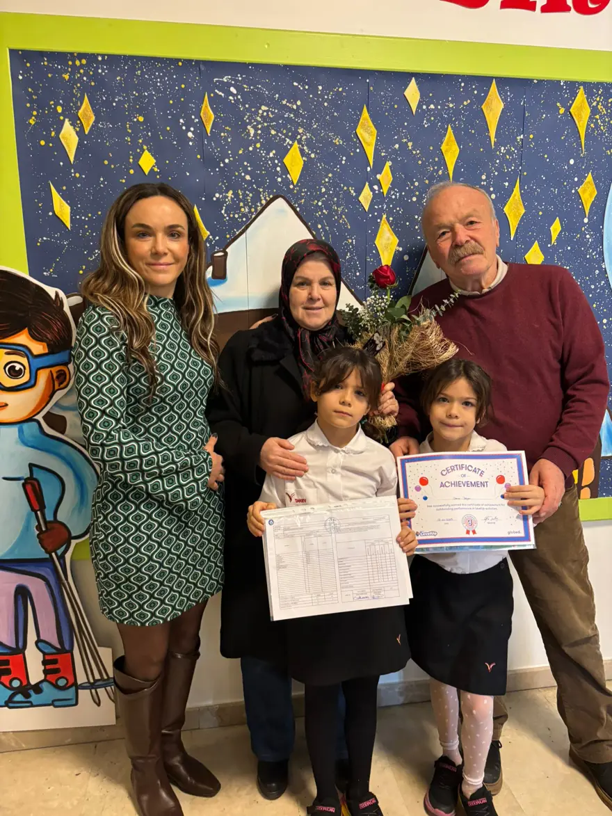 BİR HAFTAN ÖNCE KANSERİ YENMİŞTİ
 3