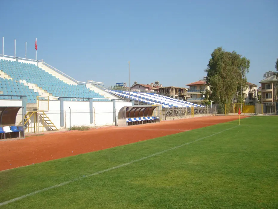 Seyyar tribün 5 bin TL, Galatasaray maçını fırsata çevirdiler