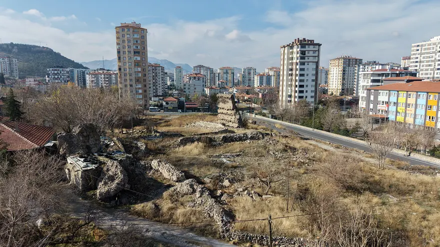 Gecekonduların altında bir tarih yatıyor! "Dünyanın en eskisi olabilir" 4