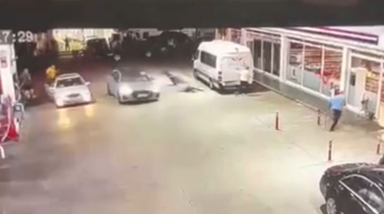 2 kişiye otomobille çarptı, sınır kapısında yakalandı