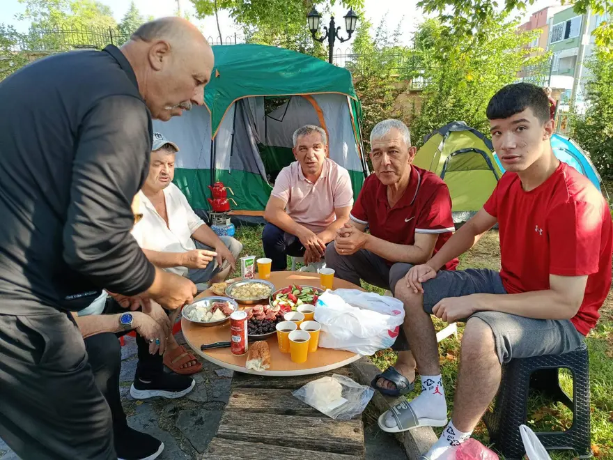 "DÜZENLİ OLARAK 31 YILDIR GELİYORUM" 1