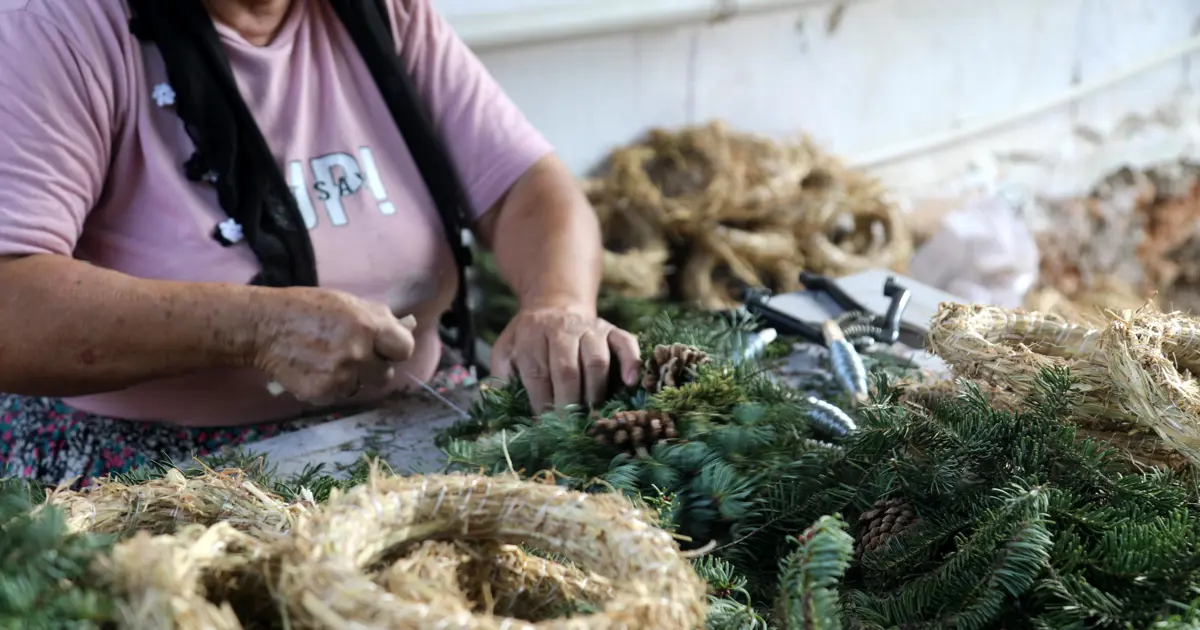 Antalya'da kadınlar üretiyor, bu yıl 20 ülkeden 2 milyon dolar gelir bekleniyor