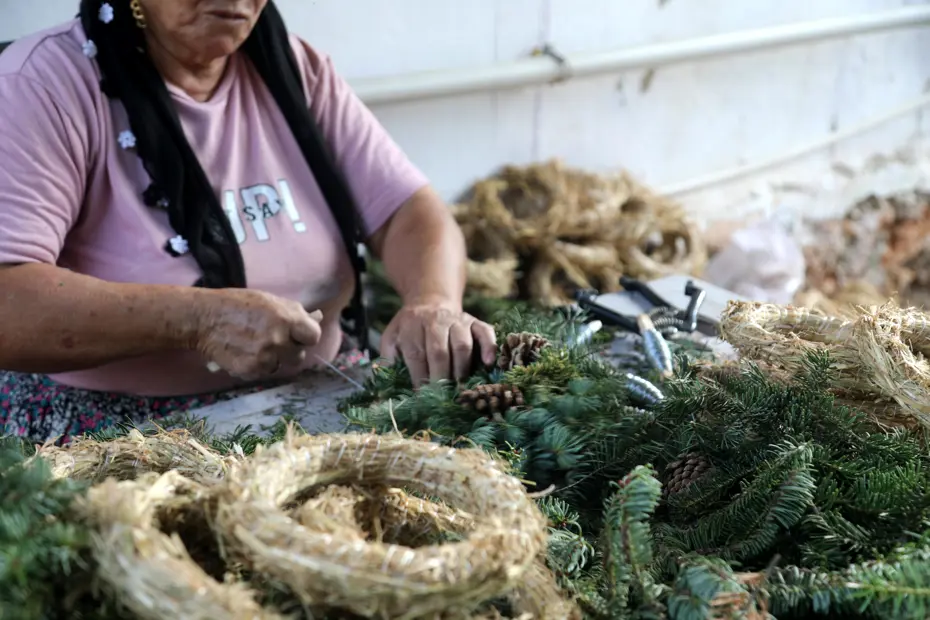 Antalya'da kadınlar üretiyor, bu yıl 20 ülkeden 2 milyon dolar gelir bekleniyor