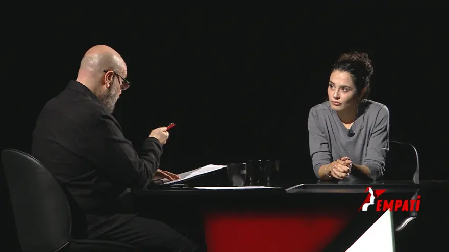 Funda Eryiğit eşi Berkun Oya ile tanışma hikayesini anlattı 6