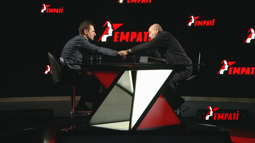 "ÖZKAN UĞUR GİBİ HATIRLANMAK İSTERİM" 9