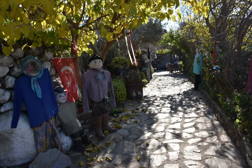 "URLA'YA BİR TURİZM KÖYÜ YAKIŞTI"

 2