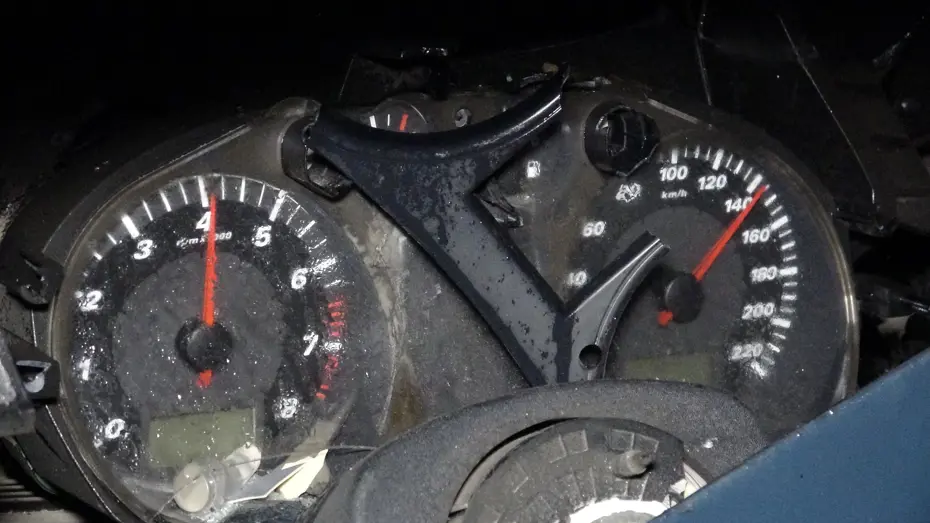 Erzurum'da feci kaza: Hız kadranı 140'ta takılı kaldı