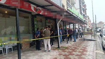 Eşini çalıştığı markette tabancayla öldürdü, intihar etti