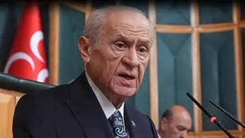 Meclis'te yemin kavgası. Bahçeli: Yasal hakkın engellenmeye çalışması siyasi eşkıyalık
