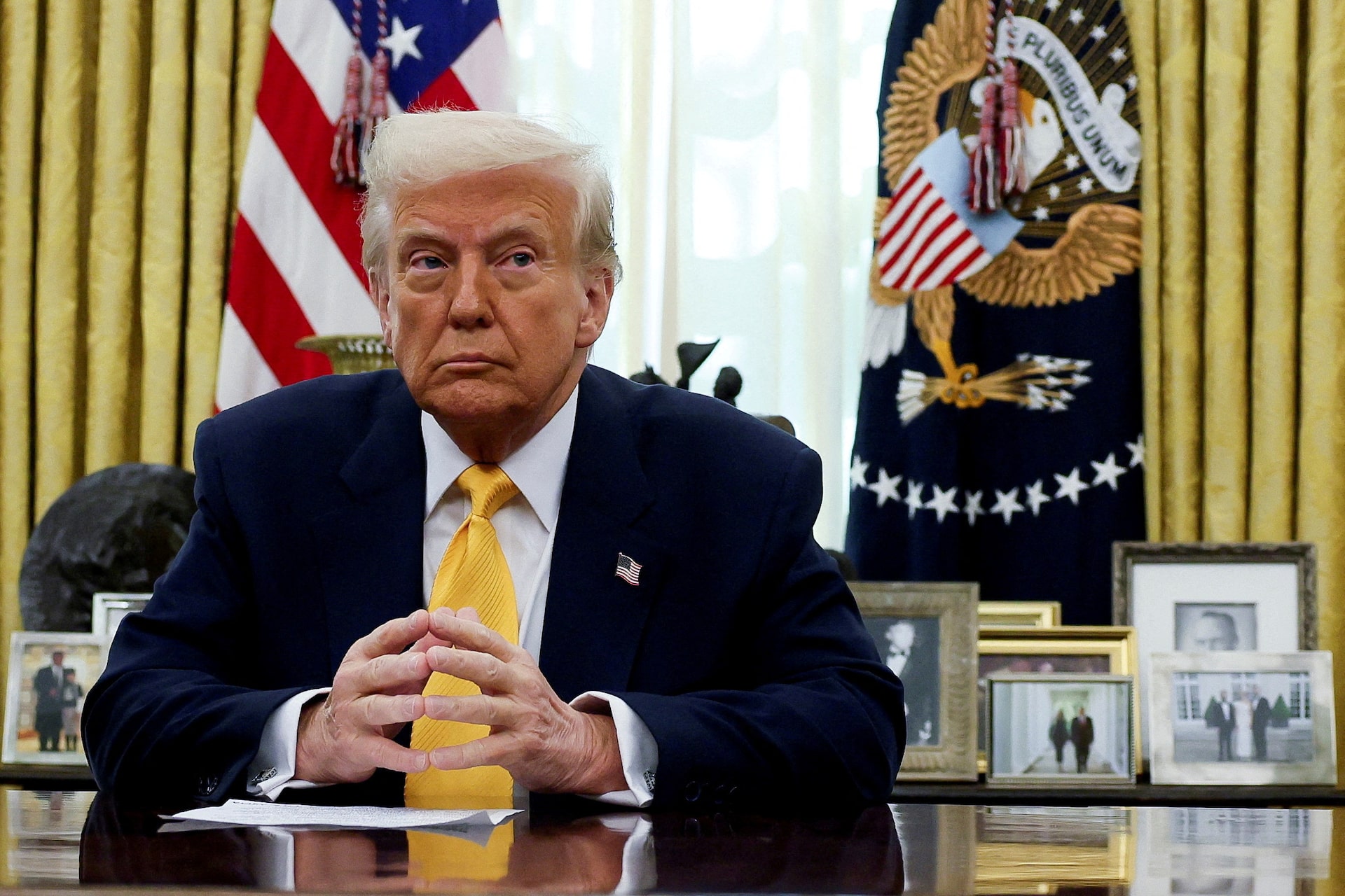 Trump, komşu ülkeleri ABD toprağı olarak gösterdi haber görseli