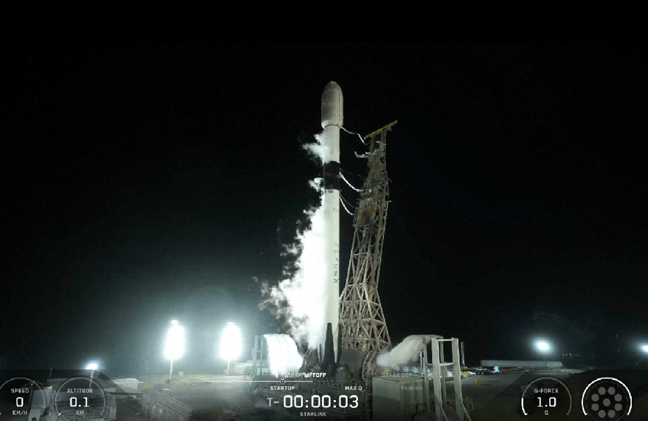 SpaceX, 28 Starlink uydusunu alçak Dünya yörüngesine yerleştirdi