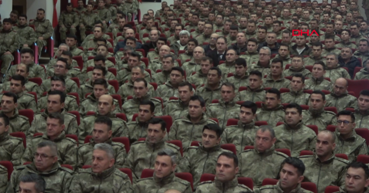 Cumhurbaşkanı Erdoğan, Mehmetçiğin yeni yılını kutladı