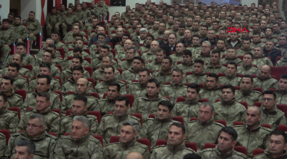 Cumhurbaşkanı Erdoğan, Mehmetçiğin yeni yılını kutladı