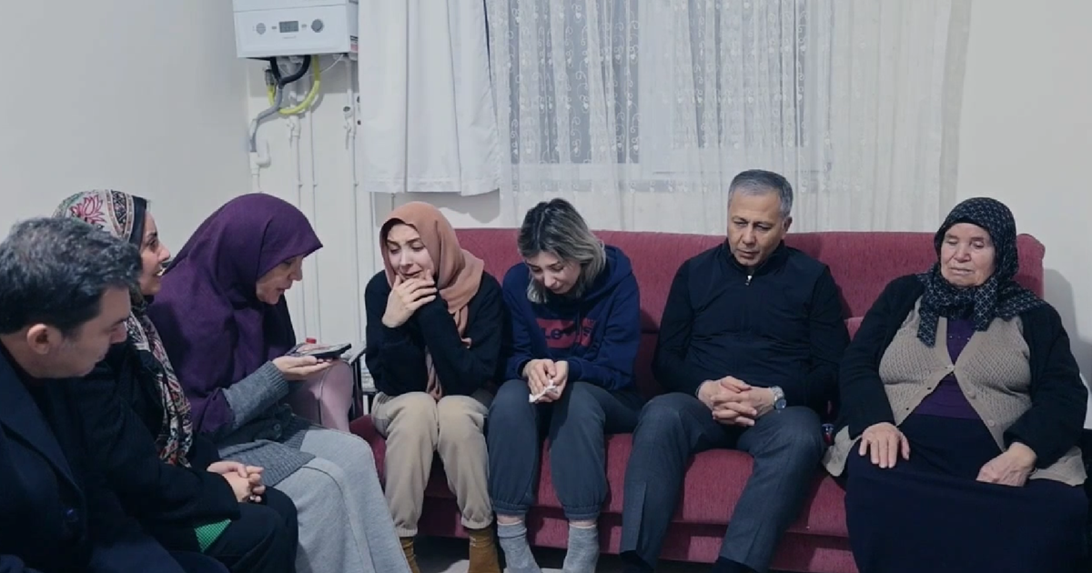 Cumhurbaşkanı Erdoğan şehit polisin ailesiyle görüştü