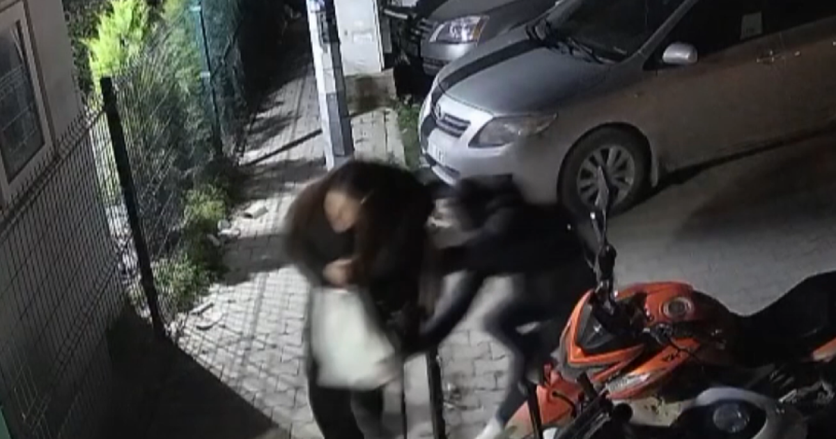 İzmir'de saplantılı eski sevgili cinayeti: Genç kadın hastanedeki yaşam mücadelesini kaybetti