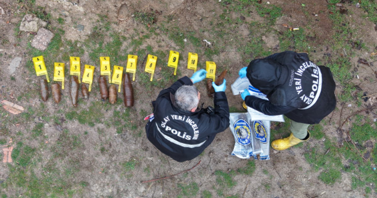 Çocukların oynadığı cisimler mühimmat çıktı: 11 adet top mermisi muhafaza altına alındı