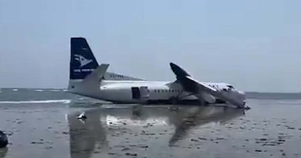 Somali'de yolcu uçağı pistten çıktı, kanadı koptu. Ölen ya da yaralanan yok