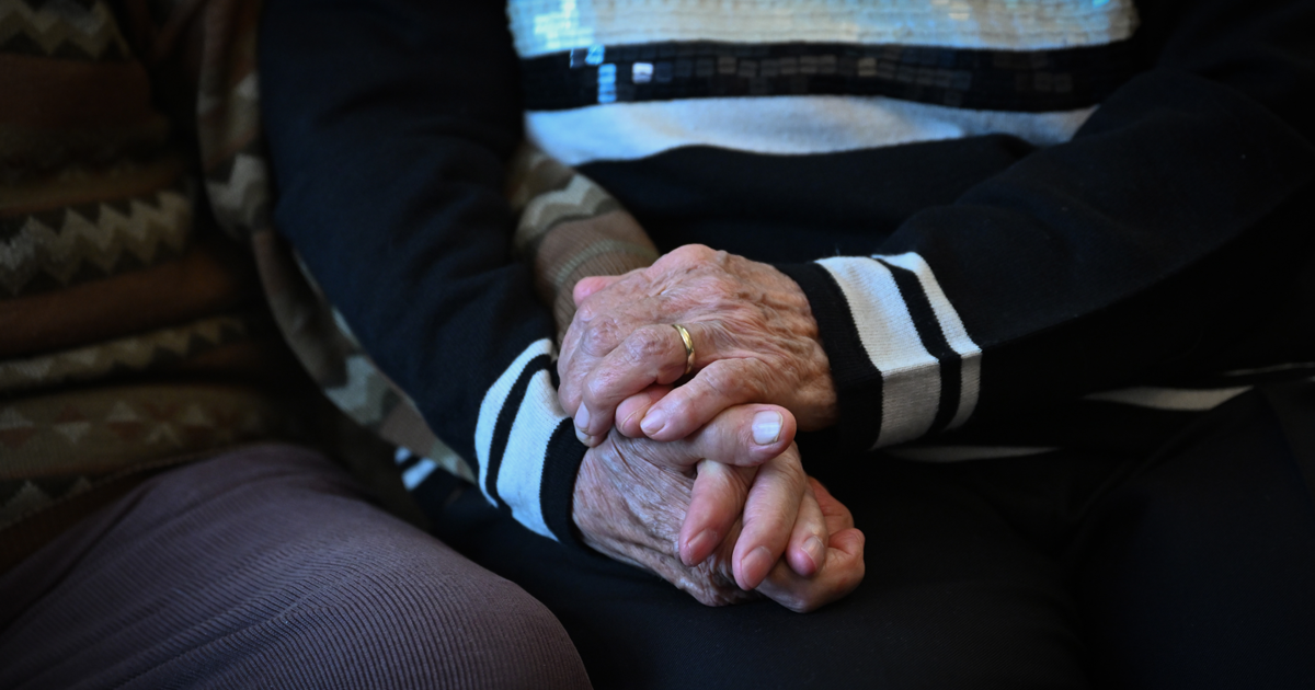 65 yıllık hayat arkadaşları gençlere mutlu evliliğin sırlarını verdi