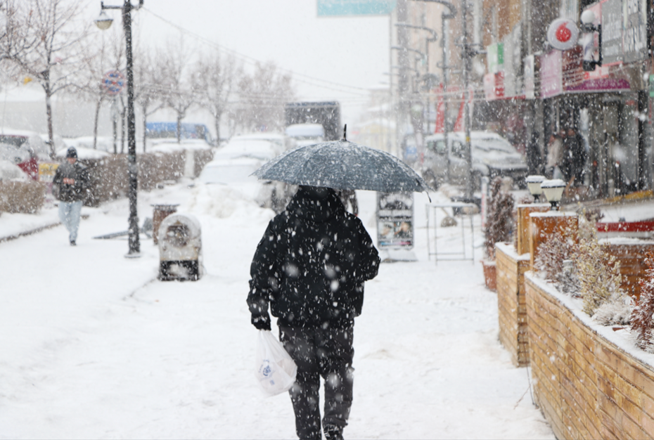Hafta ortasına dikkat! Kar geri geliyor