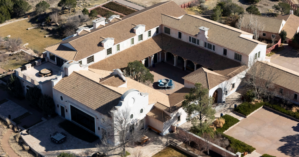 Epstein'in çiftliğinde arama başladı. Çalışanlar konuşacak, adres defterleri incelenecek