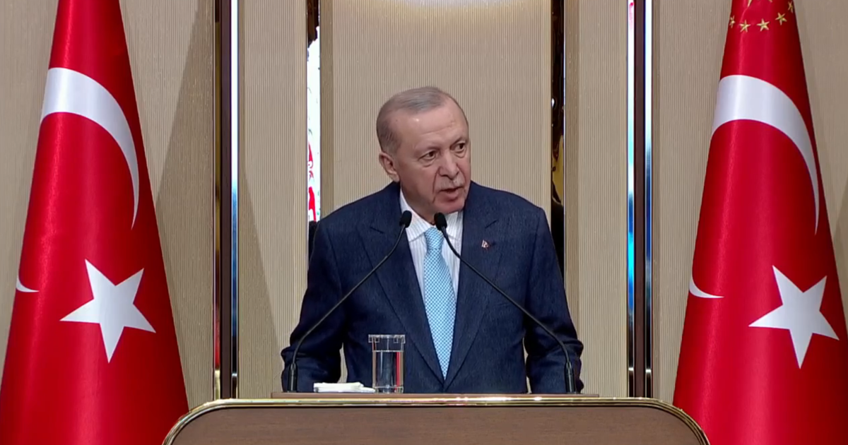Cumhurbaşkanı Erdoğan: Öğretmene kalkan el geleceğimize kalkmış demektir