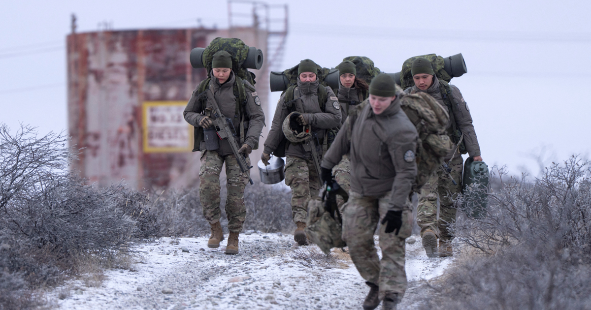 Grönland işgale hazırlanmış. Tatbikat denildi, gerçek operasyon çıktı