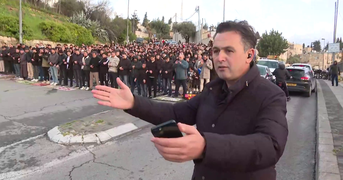 60 yıl sonra bir ilk. Mescid-i Aksa'da bayramda ibadet yasağı