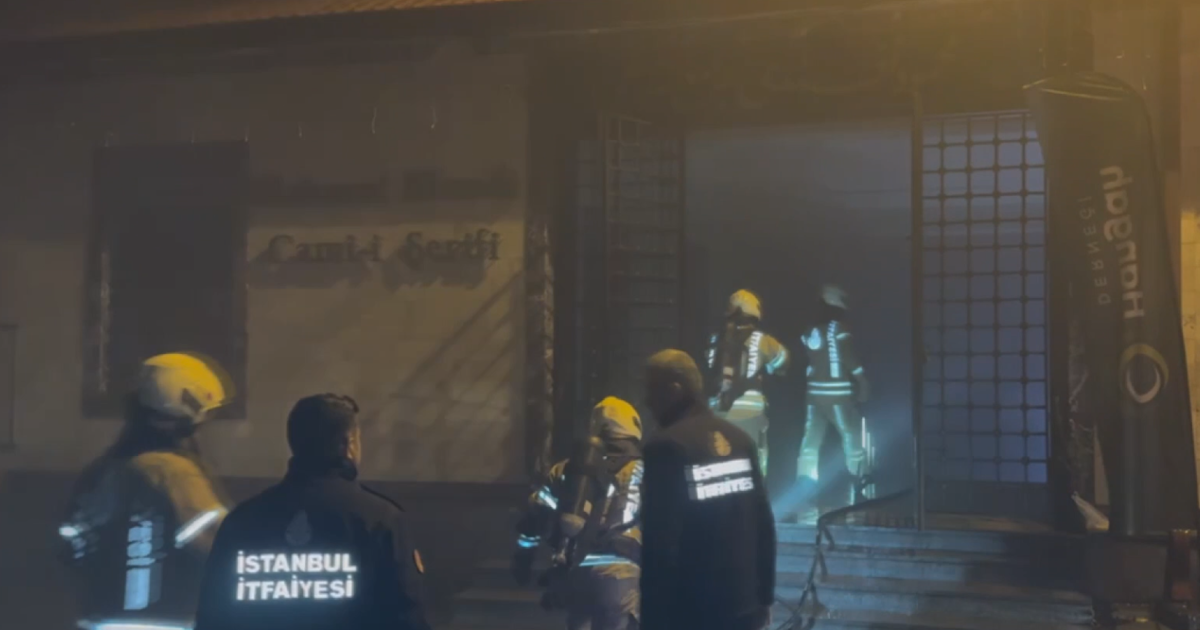 Camide gece yarısı yangın çıktı