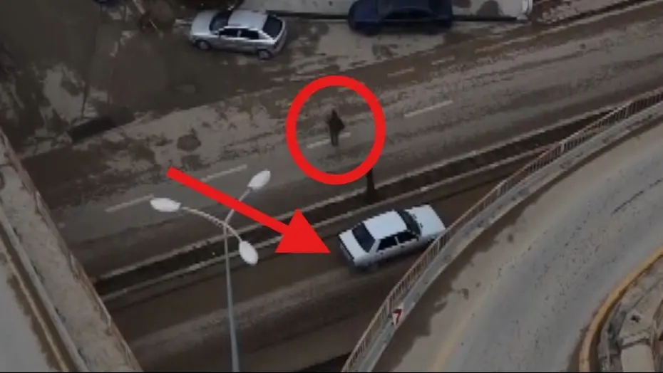 Kaçış planı tutmadı: Aracını yol üzerinde bırakıp başka araçla kaçmaya çalıştı. O anlar kamerada